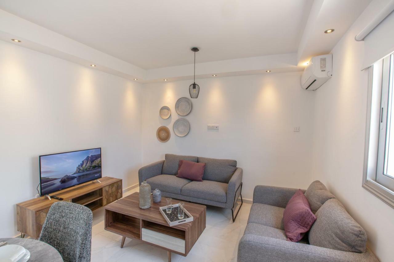 Rio Luxury Apartment أيا نابا المظهر الخارجي الصورة
